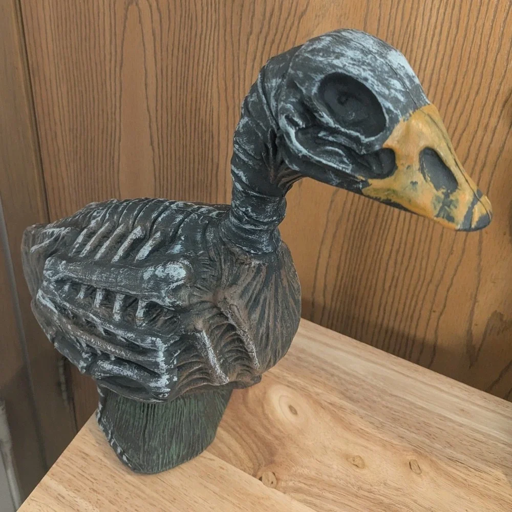 Spirit Halloween Skeleton Zombie Goose Duck Prop 2013 Rare Oddity Spooky Decor